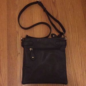 Brown crossbody bag- hidden pocket travel friendly